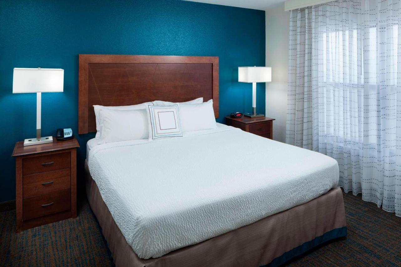 Airport 3* Tucson